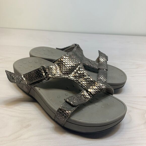 Vionic Ellie Metallic Snake Print Womens Size 7 Wide Width Pewter Sandals Shoes - Picture 1 of 10
